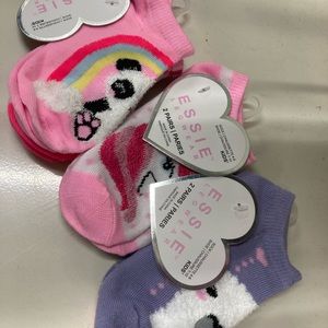 NWT 12 Essie Girls Graphic Ankle Socks 10-5